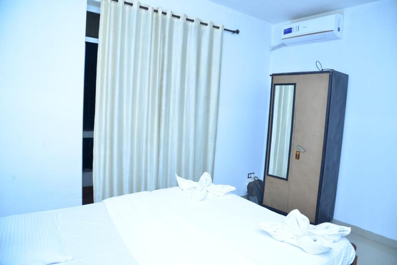 Cliff Heaven 2 Bhk Ac Apartment Orlim Exterior foto